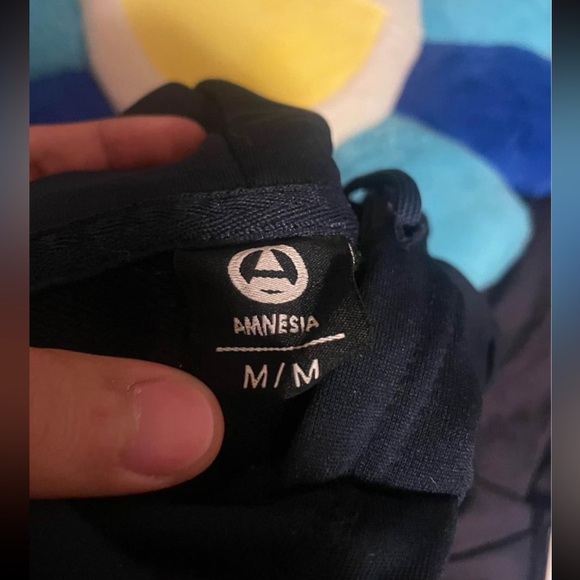 Amnesia Pullover Hoodie - Picture 3 of 3